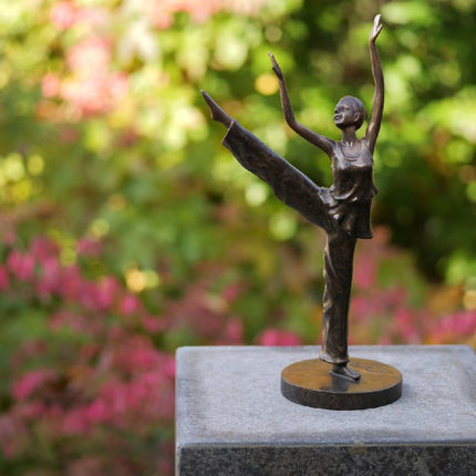 Bronzen beeld Ballerina 35x11x19cm - Doika - Bronzen beeld - Doika - 5410807023969 - AN2396BRW-P22