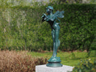 Bronzen beeld Fee met fluit 91x26x38cm 15kg - Doika - Bronzen beeld - Doika - 5410807610374 - PB61037