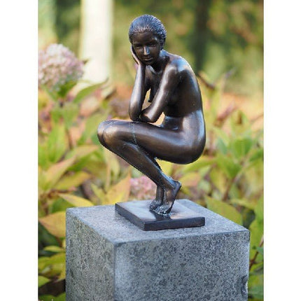 Bronzen beeld Gehurkte vrouw 37x15x19cm - Doika - Bronzen beeld - Doika - 5410807005125 - AN0512BR-B