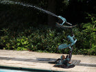 Bronzen beeld Kikker op lotusblad 95x40x55cm - Doika - Bronzen beeld - Doika - 5410807913468 - B91346