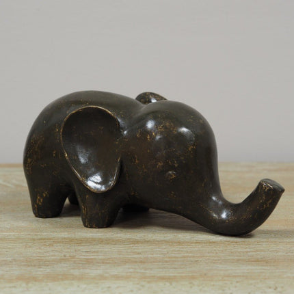 Bronzen beeld Kleine olifant 9x9x22cm - Doika - Bronzen beeld - Doika - 5410807021378 - AN2137BR-BI