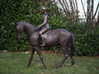 Bronzen beeld Meisje op Paard 200x70x190cm - Doika - Bronzen beeld - Doika - 5410807908204 - B820R