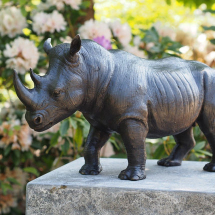 Bronzen beeld Neushoorn 27x16x51cm - Doika - Bronzen beeld - Doika - 5410807913529 - AN1352BR-B