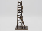Bronzen beeld Together to the top 22x10x10cm - Doika - Bronzen beeld - Doika - 5410807028353 - AN2835BR-BI