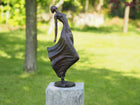 Bronzen beeld Vrouw achterover gebogen 57x14x27cm - Doika - Bronzen beeld - Doika - 5410807020845 - AN2084BR-B