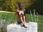 Bronzen beeld Zittend 27x22x25cm - Doika - Bronzen beeld - Doika - 5410807013861 - BS1386B