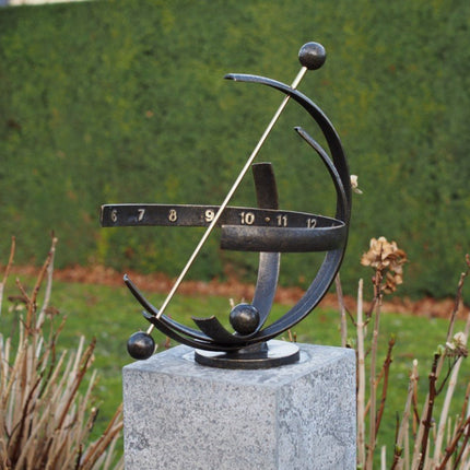 Bronzen Zonnewijzer 3 bogen 47x37x37cm - Doika - Zonnewijzer - Doika - 5410807918784 - GA1878BR-BI