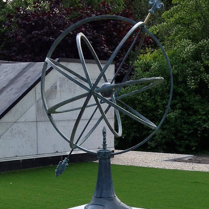 Bronzen Zonnewijzer 67 cm. 74x47x47cm - Doika - Zonnewijzer - Doika - 5410807101070 - GA0107BR-V