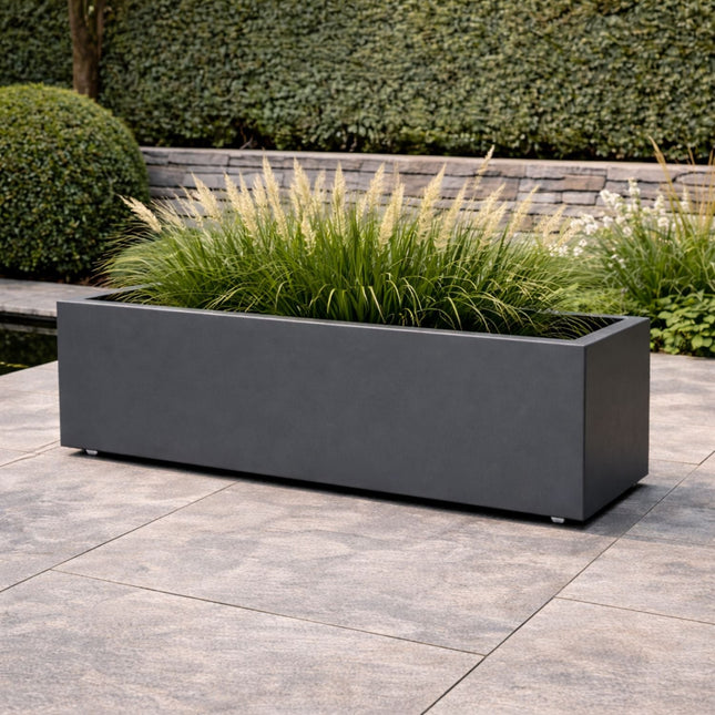 GARDRA Polyester plantenbak met wielen 150x50x60 cm - Zwartgrijs (RAL 7021) - Doika - Plantenbak - GARDRA -  - 