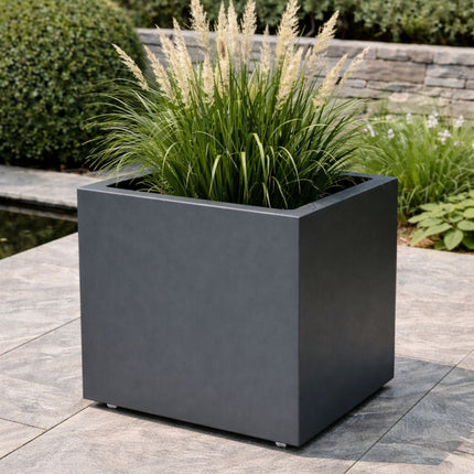 GARDRA Polyester plantenbak met wielen 60x60x60 cm - Zwartgrijs (RAL 7021) - Doika - Plantenbak - GARDRA -  - 