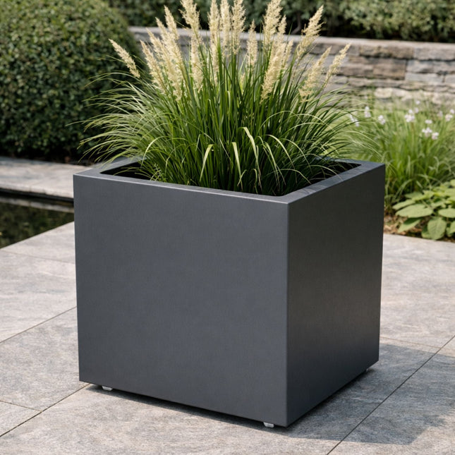 GARDRA Polyester plantenbak met wielen 70x70x70 cm - Zwartgrijs (RAL 7021) - Doika - Plantenbak - GARDRA -  - 