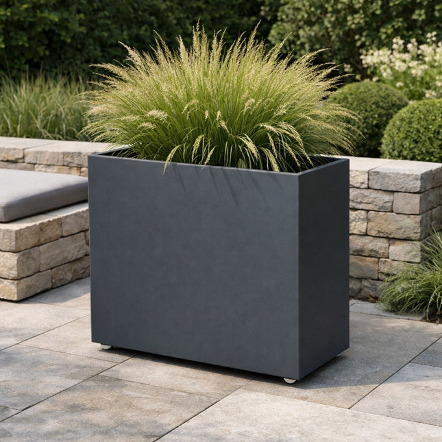 GARDRA Polyester plantenbak met wielen 80x40x80 cm - Zwartgrijs (RAL 7021) - Doika - Plantenbak - GARDRA -  - GARDRA Polyester plantenbak met wielen 80x40x80 cm - Zwartgrijs (RAL 7021)