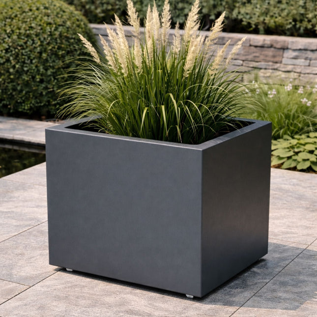 GARDRA Polyester plantenbak met wielen 80x80x80 cm - Zwartgrijs (RAL 7021) - Doika - Plantenbak - GARDRA -  - 