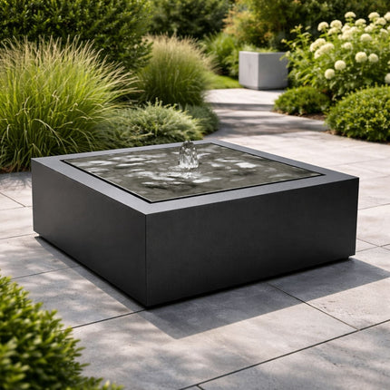 Vierkante aluminium watertafel met fontein 80x80x40cm 26kg - Gitzwart (RAL 9005) - Doika - Watertafel - Geroba -  - TaulaQA3